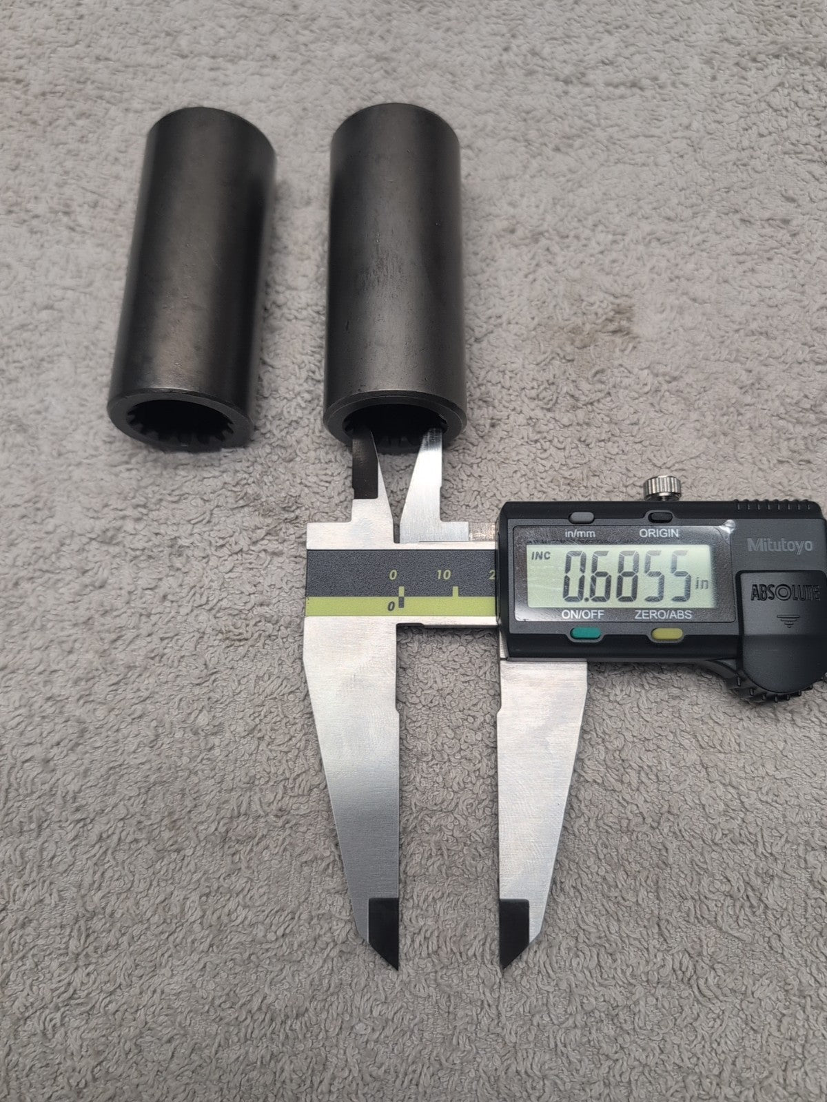 T0070-14710 TC402-14710 (2) Propeller Shaft Couplings Fits Kubota B &L Series