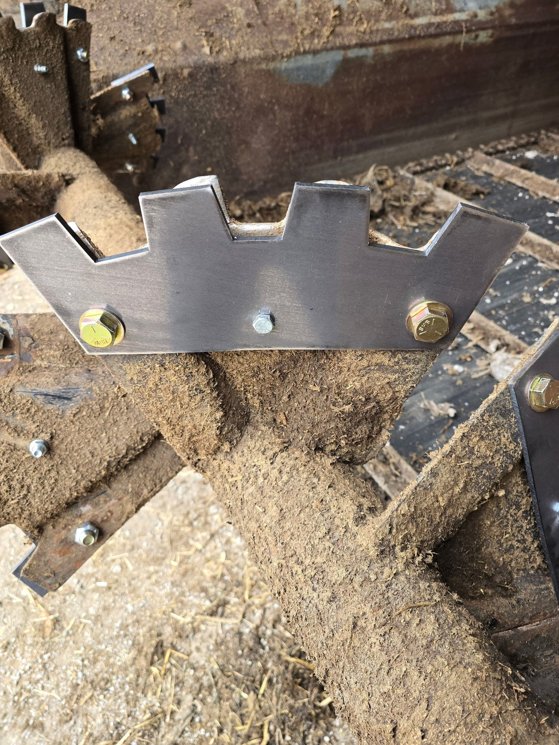 What Do Manure Spreader Paddles Actually Do?