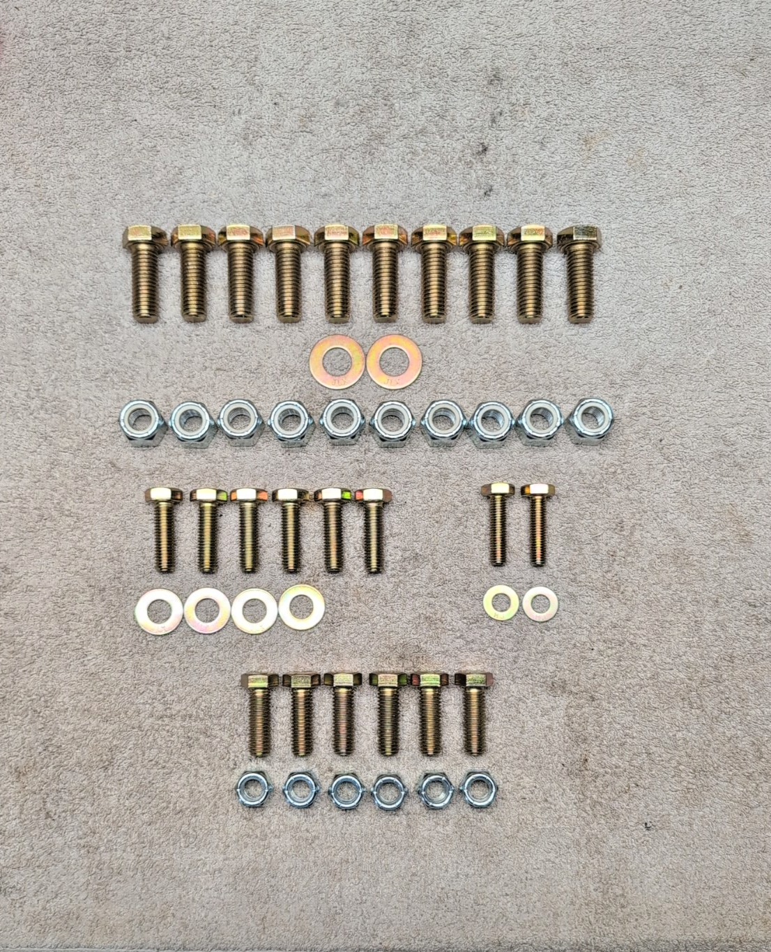 Hiniker Snow Plow Mount Bolt Kit 25013123 25012871  99-10 Chevy GMC 2500 3500